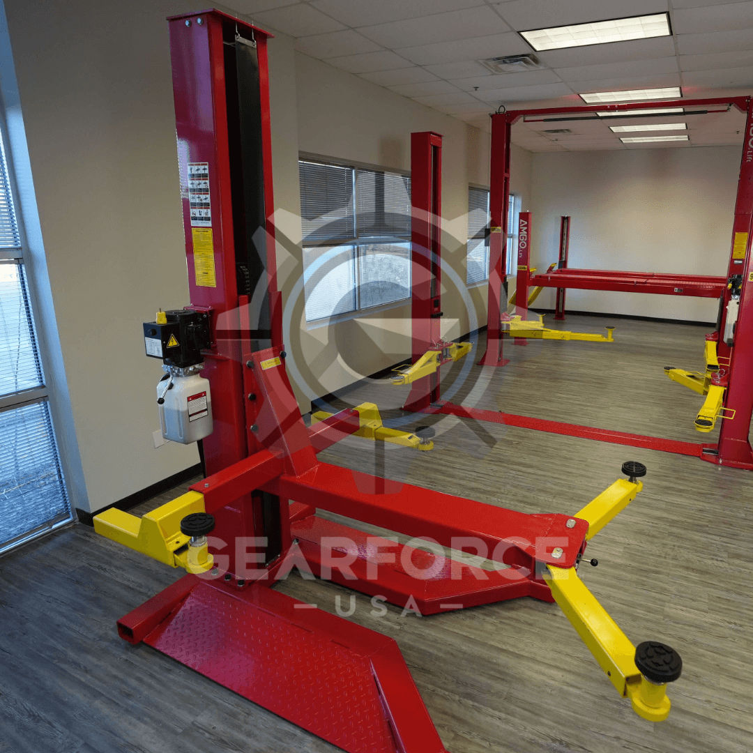 Amgo SML-7 7,000 lb Single Post Lift